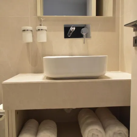 Otel Leondiana Boutique