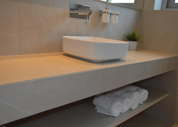 Leondiana Boutique ラルナカ