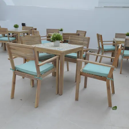 Готель Leondiana Boutique Ларнака