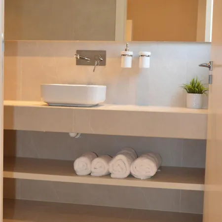 Hotel Leondiana Boutique *