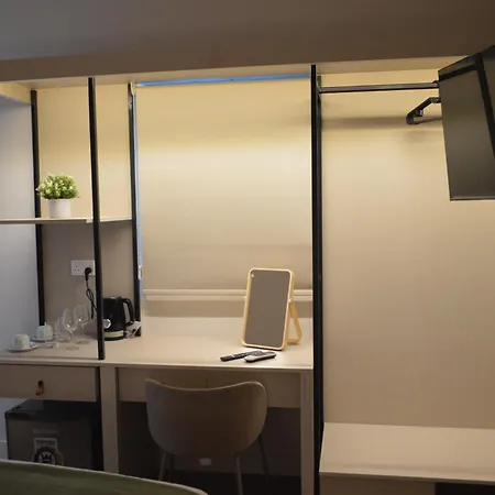 Leondiana Boutique 라르나카